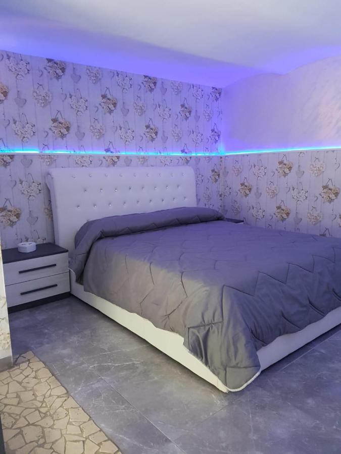 Rebby'S Home Napels Buitenkant foto